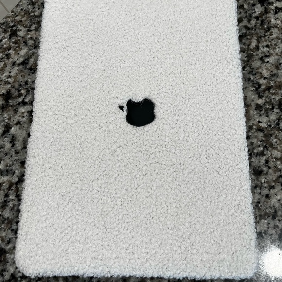 MacBook Pro 2020! - Picture 2 of 5